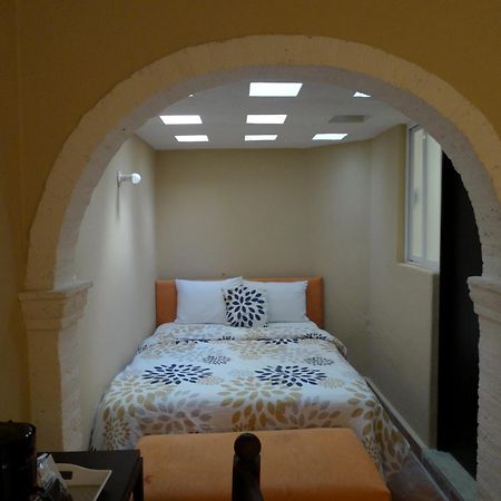 Hotel Camino De Allende Альенде Экстерьер фото
