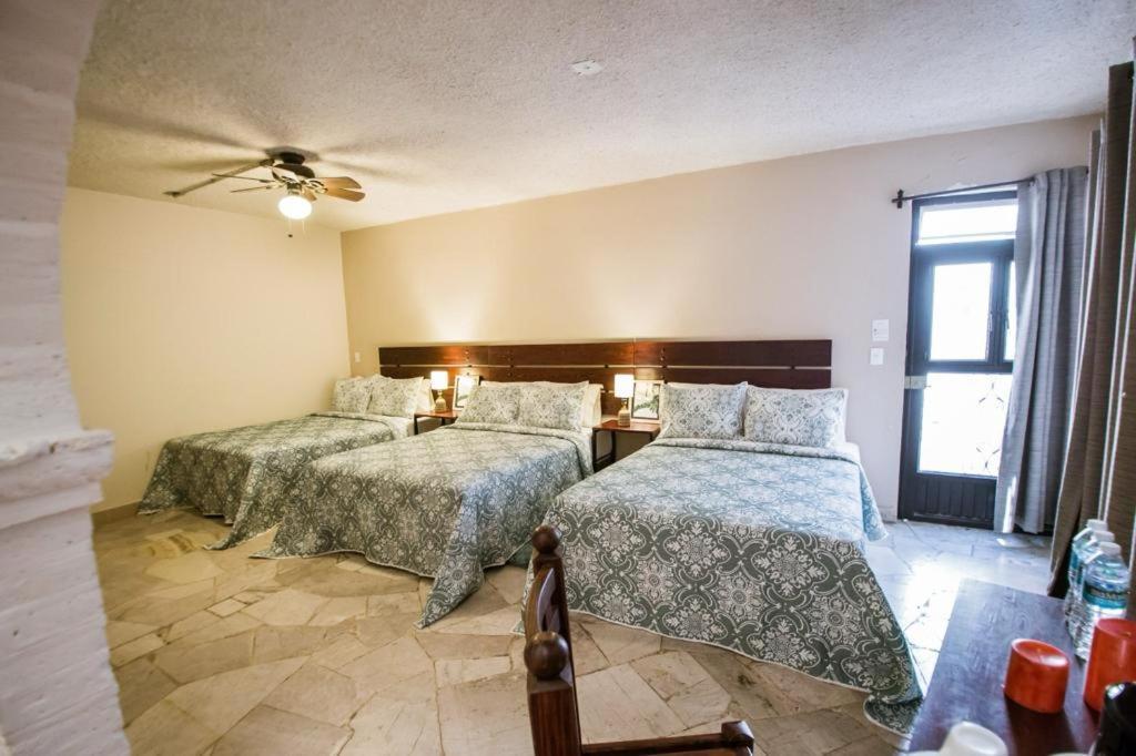 Hotel Camino De Allende Альенде Экстерьер фото