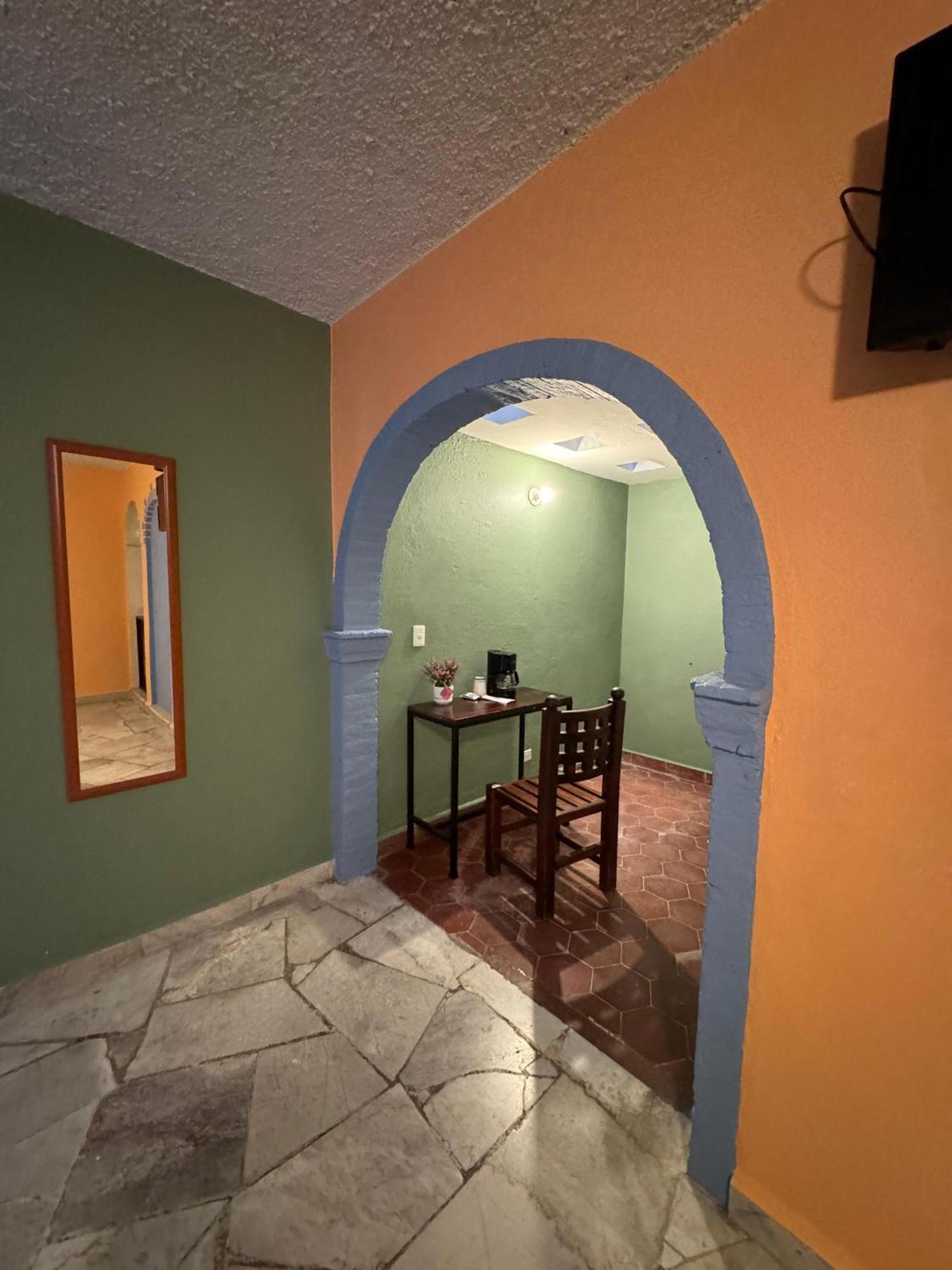 Hotel Camino De Allende Альенде Экстерьер фото