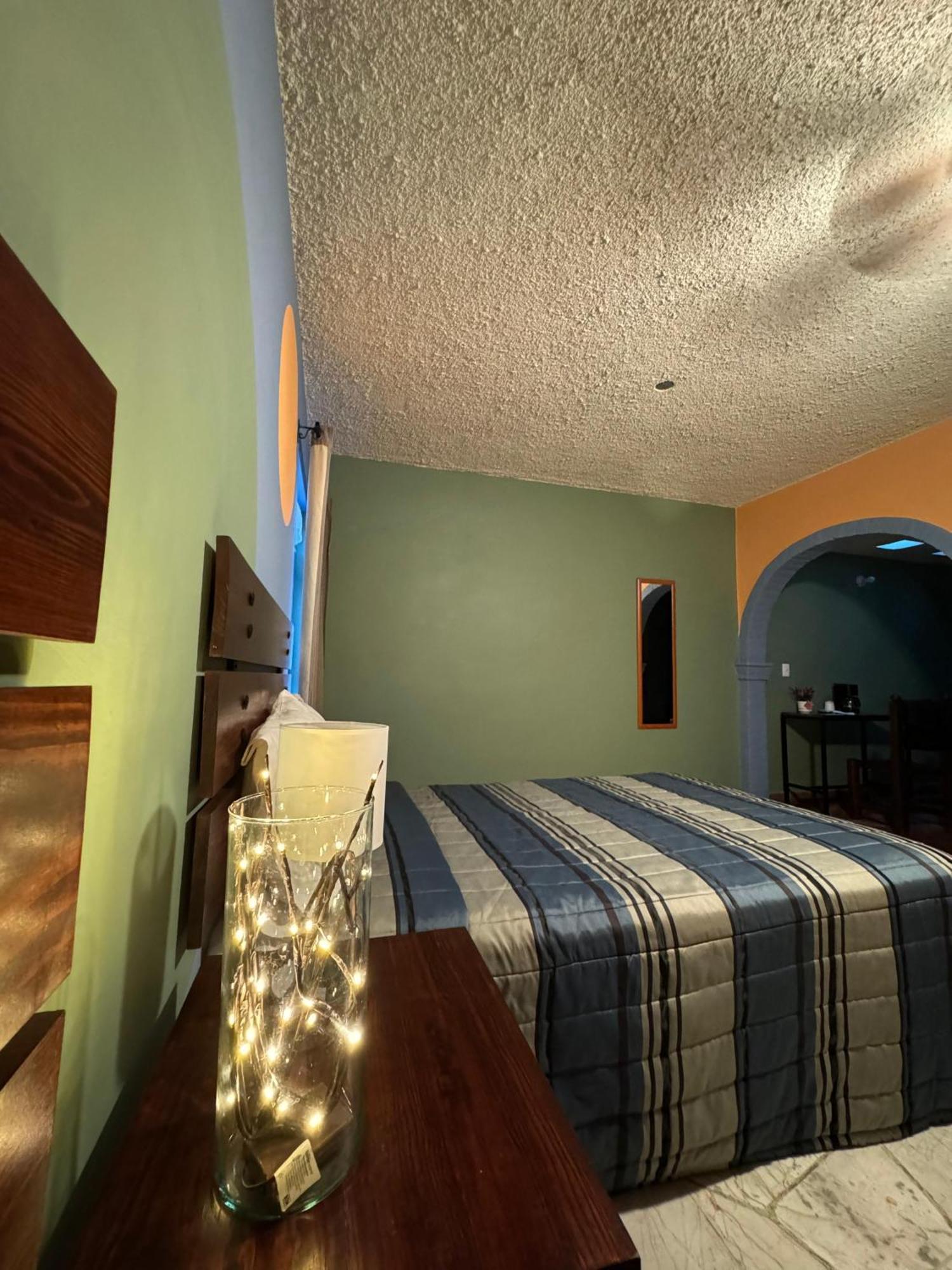 Hotel Camino De Allende Альенде Экстерьер фото